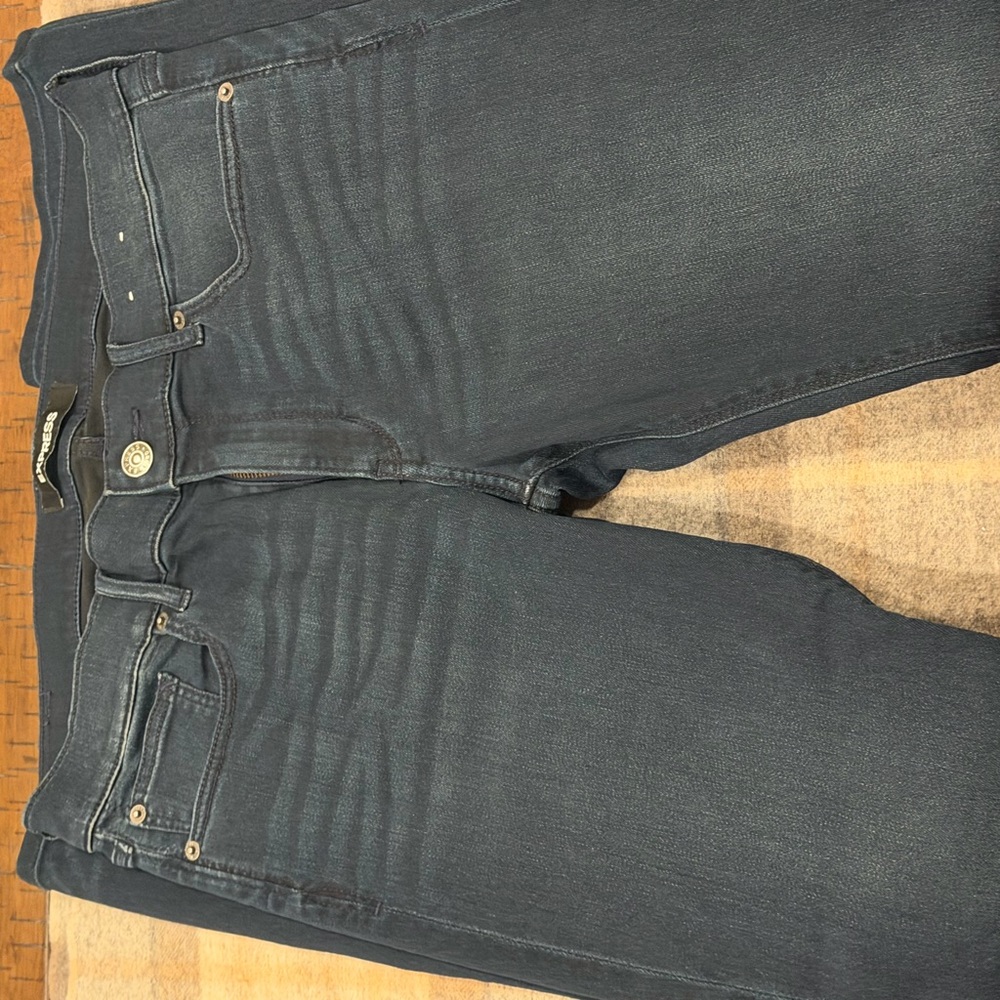 Women’s Express Super Soft Indigo  Jeans